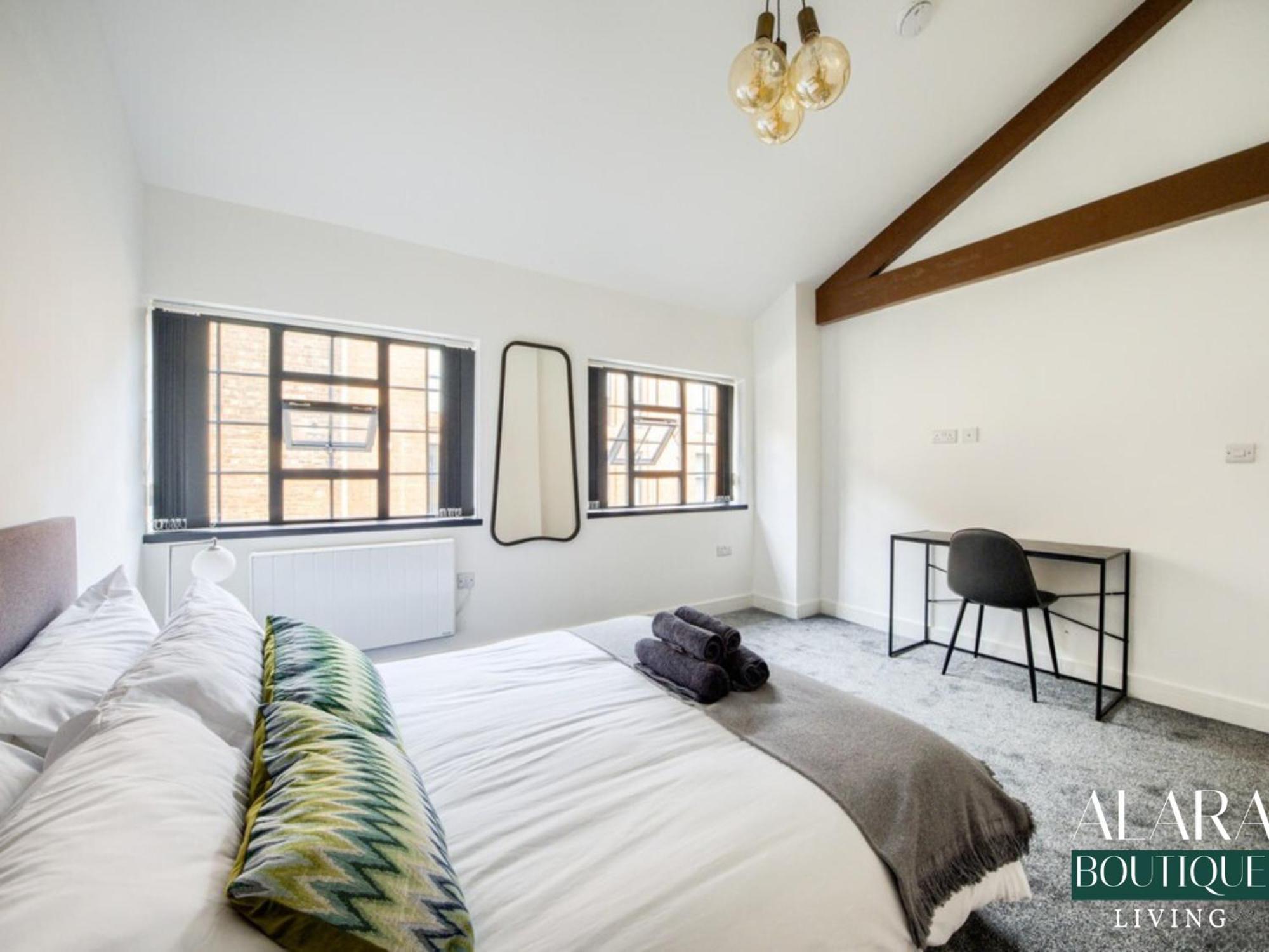 3 Floor Townhouse Luxury Living Alara Boutique Apartment Birmingham Exterior photo